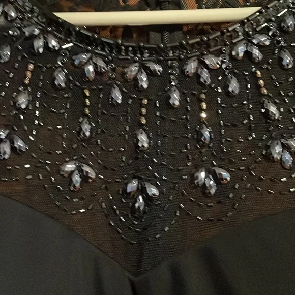 Elegant Dark Navy Blue Evening Dress - Picture 3 of 8